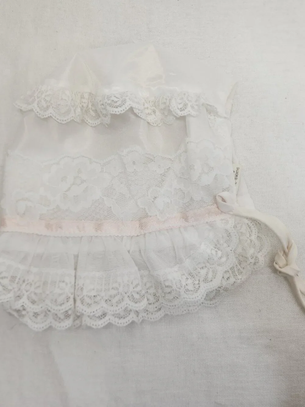 Vintage Baby 12-18 Months Bonnet Tie Lace Trim Cap Hat